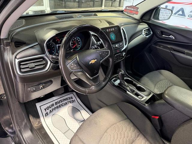 Photo of 2018 Mosaic Black Metallic Chevrolet Equinox