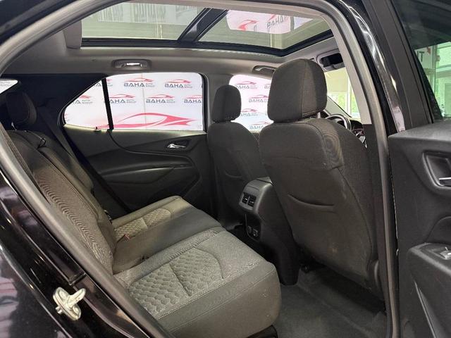 Photo of 2018 Mosaic Black Metallic Chevrolet Equinox