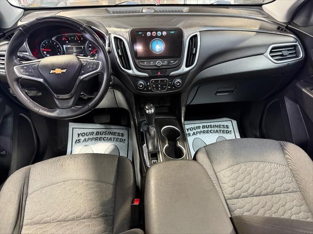 Photo of 2018 Mosaic Black Metallic Chevrolet Equinox