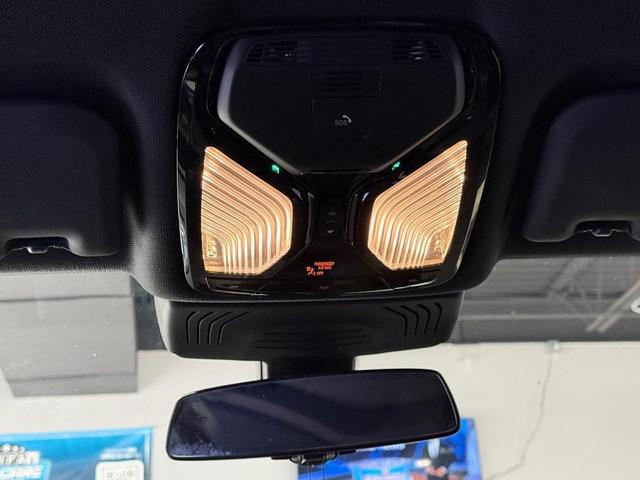 Photo of 2022 Black Sapphire Metallic BMW X4