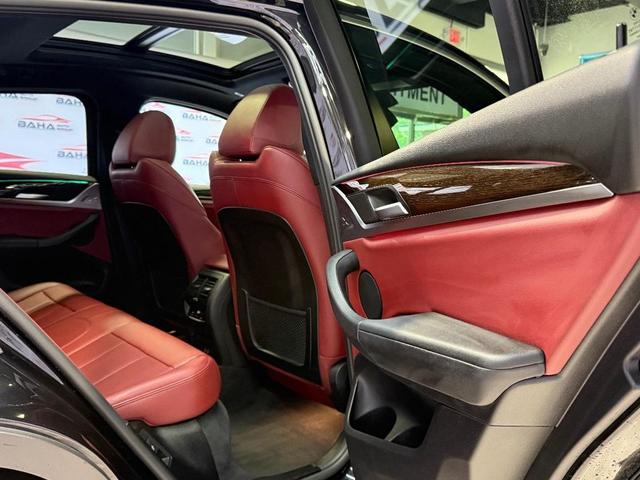 Photo of 2022 Black Sapphire Metallic BMW X4