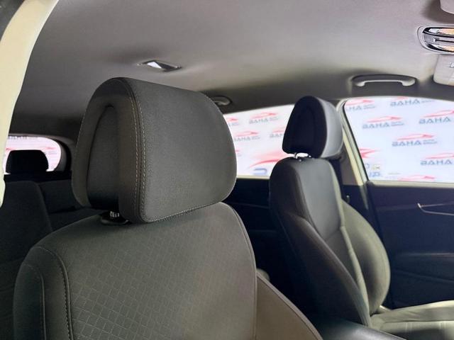Photo of 2017 Titanium Silver Kia Sorento
