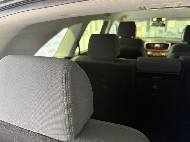 Photo of 2017 Titanium Silver Kia Sorento
