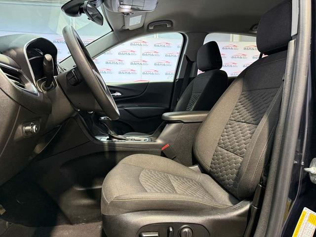 Photo of 2021 Midnight Blue Metallic Chevrolet Equinox