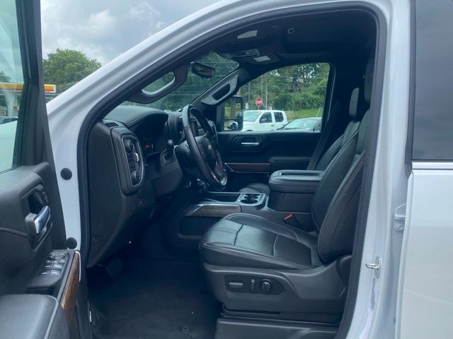 Photo of 2022 Iridescent Pearl Tricoat Chevrolet Silverado 2500