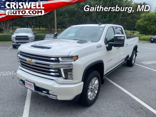Photo of 2022 Iridescent Pearl Tricoat Chevrolet Silverado 2500