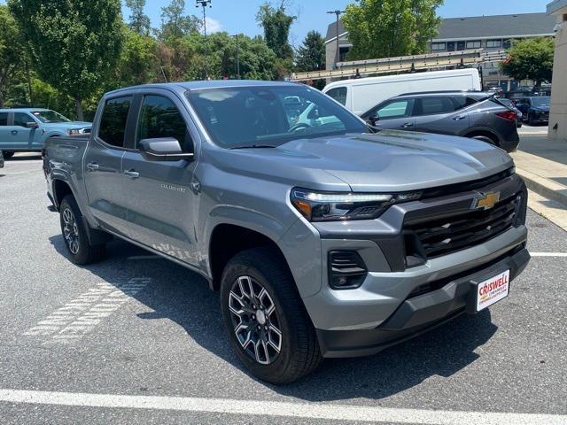Photo of 2023 Sterling Gray Metallic Chevrolet Colorado