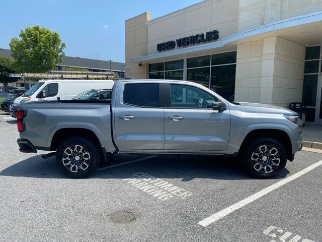 Photo of 2023 Sterling Gray Metallic Chevrolet Colorado