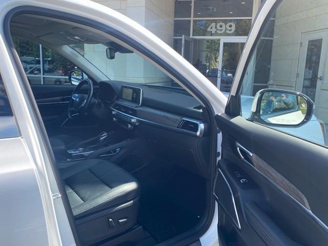 Photo of 2021 Snow White Pearl Kia Telluride
