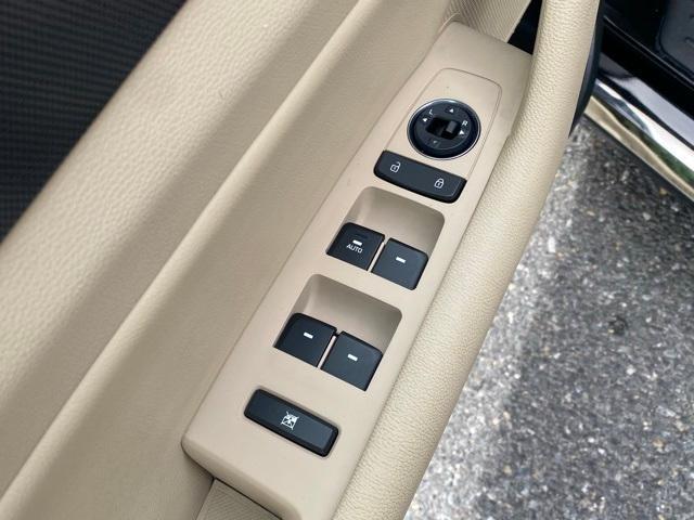 Photo of 2016 Phantom Black Hyundai SONATA