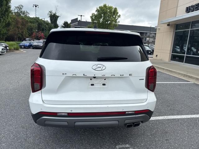 Photo of 2024 White Hyundai PALISADE
