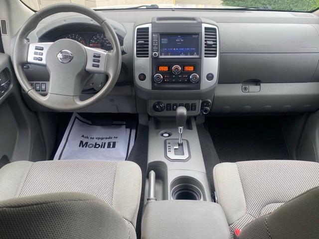 Photo of 2020 Glacier White Nissan Frontier