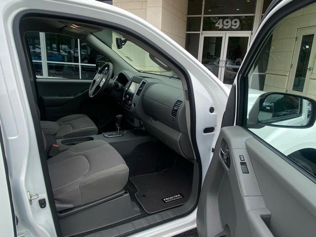 Photo of 2020 Glacier White Nissan Frontier