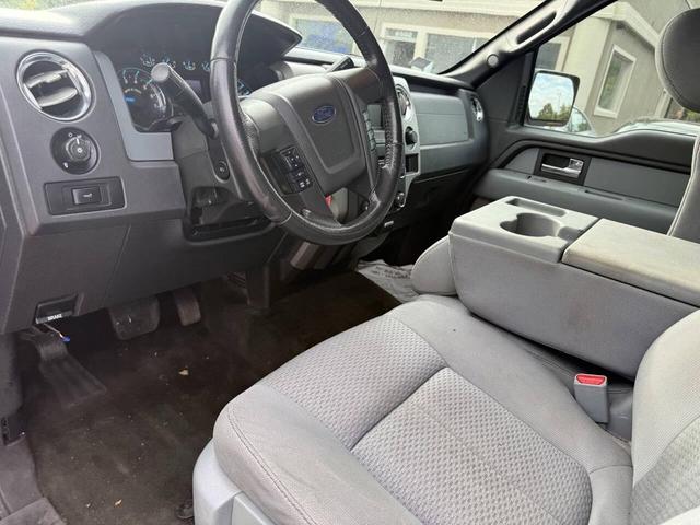 Photo of 2013 Tuxedo Black Metallic Ford F-150