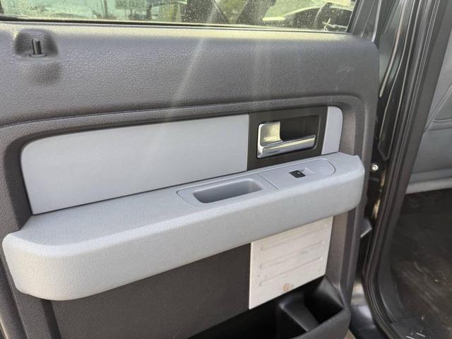 Photo of 2013 Tuxedo Black Metallic Ford F-150