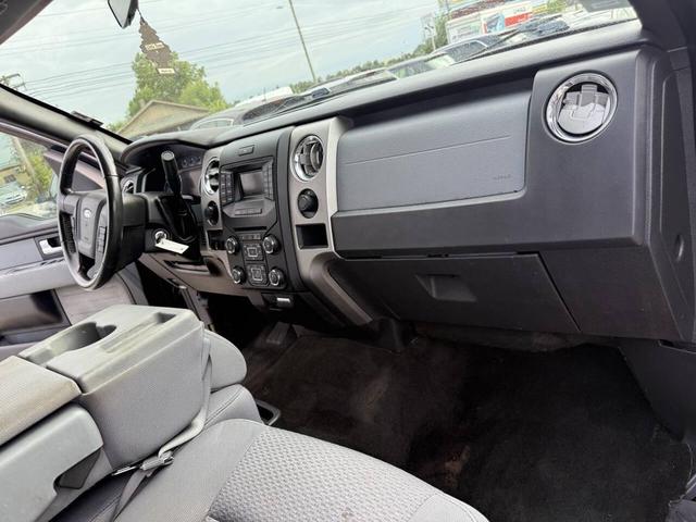 Photo of 2013 Tuxedo Black Metallic Ford F-150