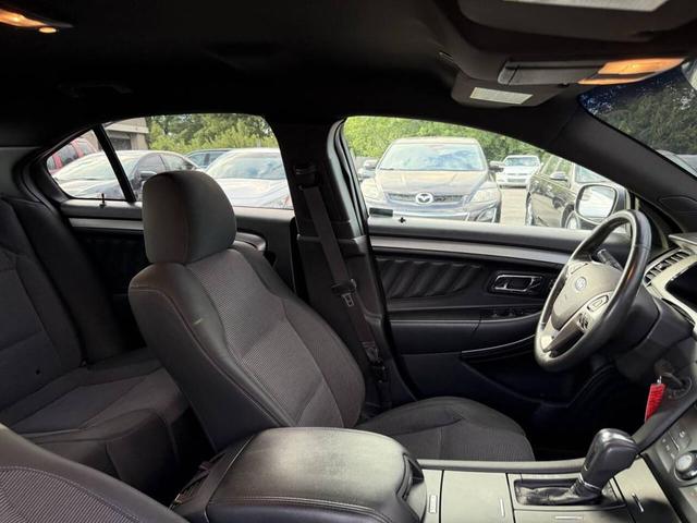 Photo of 2013 Tuxedo Black Metallic Ford Taurus