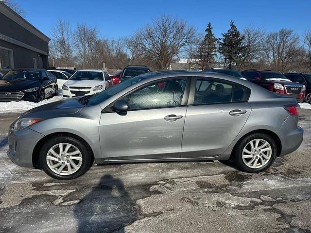 Photo of 2012 Liquid Silver Metallic Mazda Mazda3