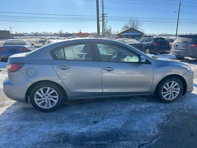 Photo of 2012 Liquid Silver Metallic Mazda Mazda3
