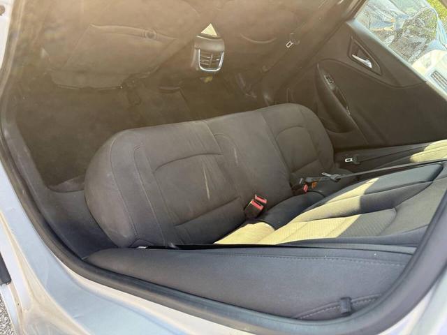 Photo of 2016 Silver Ice Metallic Chevrolet Malibu