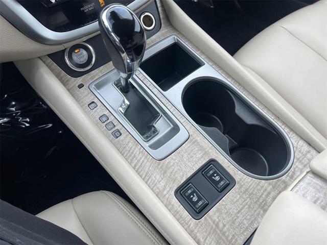 Photo of 2023 Deep Ocean Blue Nissan Murano