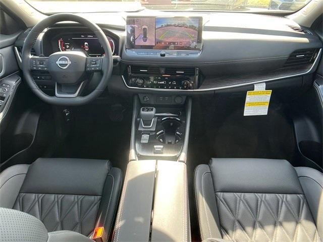 Photo of 2025 Boulder Gray Metallic Nissan Rogue