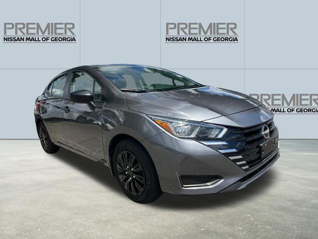 Photo of 2024 Gun Metallic Nissan Versa