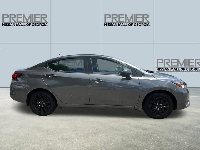 Photo of 2024 Gun Metallic Nissan Versa