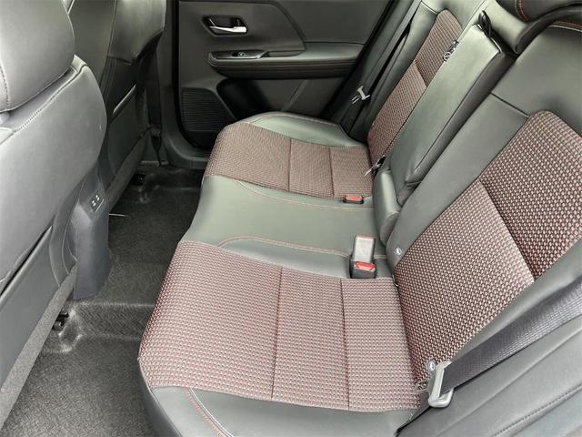 Photo of 2025 Super Black Nissan Kicks