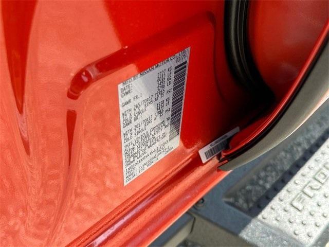Photo of 2025 Afterburn Orang Nissan Frontier