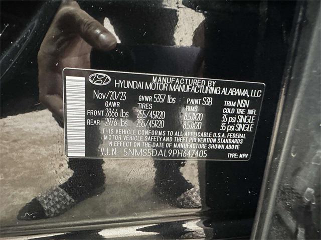 Photo of 2023 Twilight Black Hyundai SANTA FE