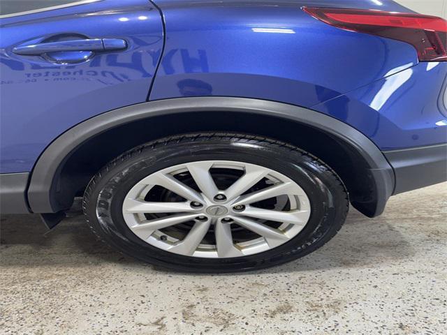 Photo of 2021 Caspian Blue Metallic Nissan Rogue Sport