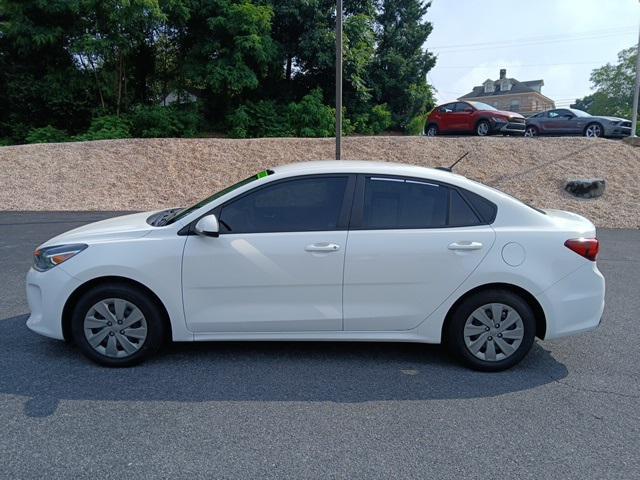 Photo of 2020 Clear White Kia Rio
