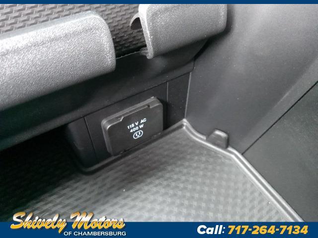 Photo of 2025 Delmonico Red Pearlcoat RAM 1500