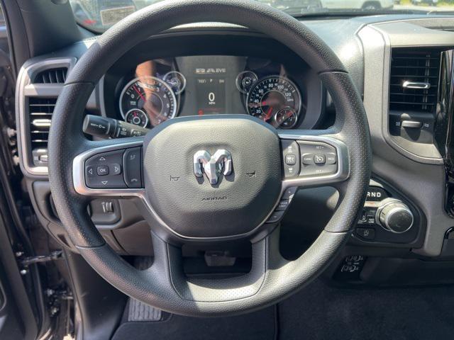 Photo of 2025 Granite Crystal Metallic Clearcoat RAM 1500