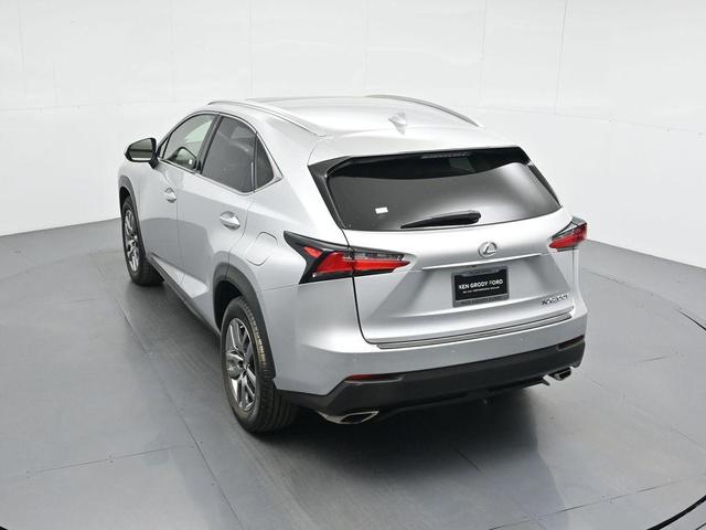 Photo of 2015 Silver Lexus NX 200t