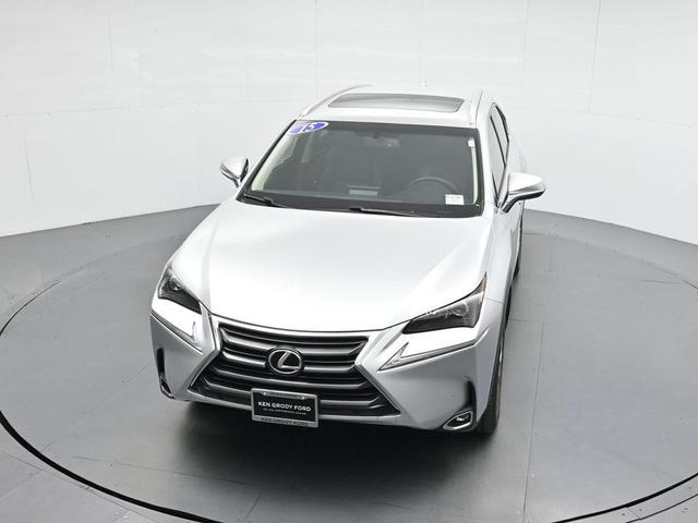 Photo of 2015 Silver Lexus NX 200t