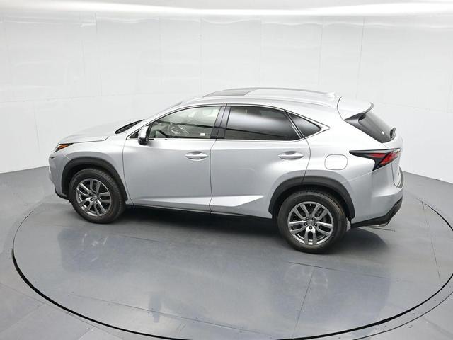 Photo of 2015 Silver Lexus NX 200t