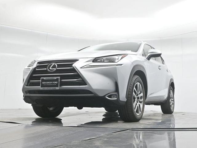 Photo of 2015 Silver Lexus NX 200t