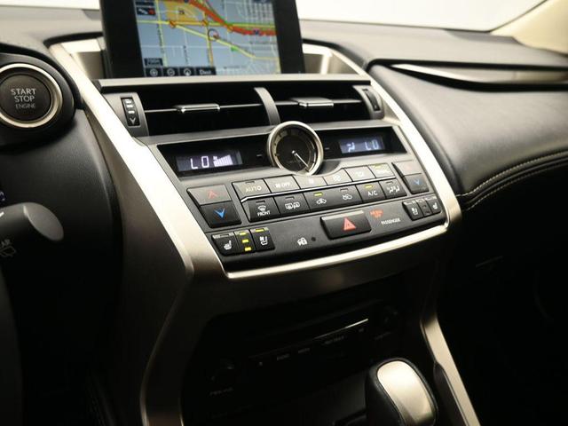 Photo of 2015 Silver Lexus NX 200t