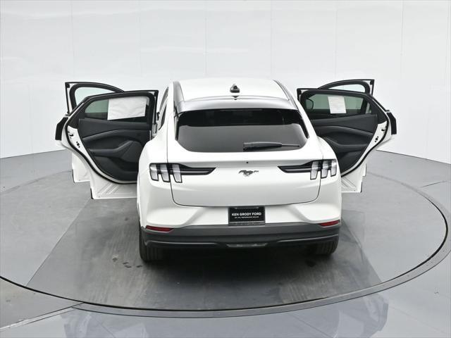 Photo of 2025 Star White Metallic Tri-Coat Ford Mustang Mach-E