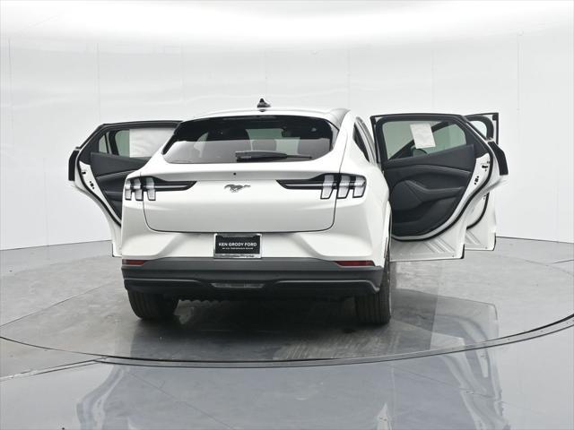 Photo of 2025 Star White Metallic Tri-Coat Ford Mustang Mach-E
