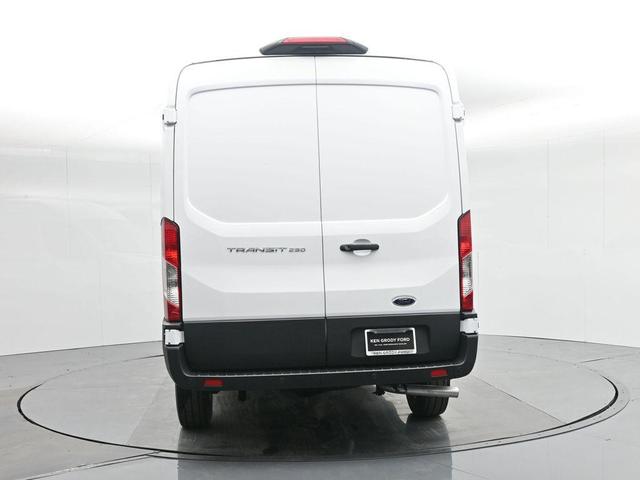 Photo of 2025 Oxford White Ford Transit-250