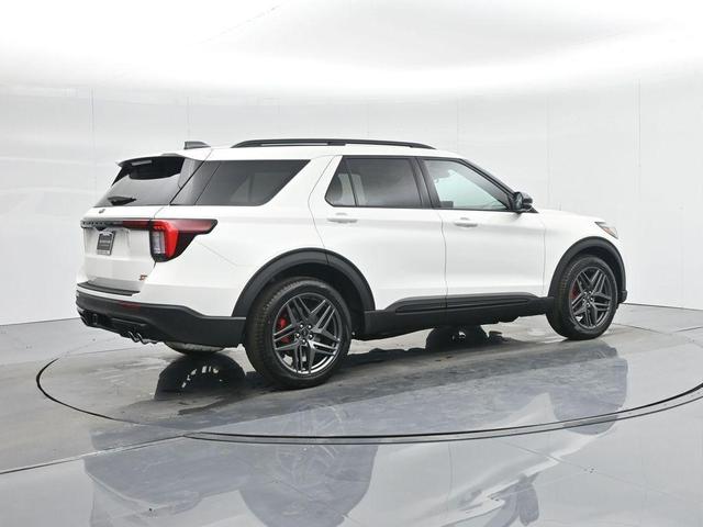 Photo of 2025 Star White Metallic Tri-Coat Ford Explorer