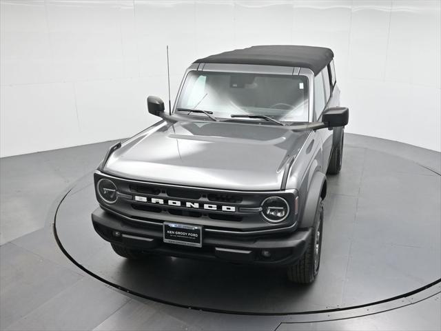 Photo of 2022 Carbonized Gray Metallic Ford Bronco