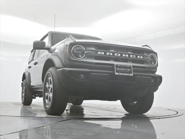 Photo of 2022 Carbonized Gray Metallic Ford Bronco