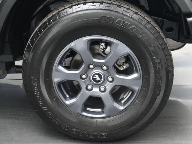 Photo of 2022 Carbonized Gray Metallic Ford Bronco