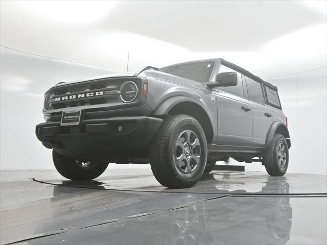 Photo of 2022 Carbonized Gray Metallic Ford Bronco