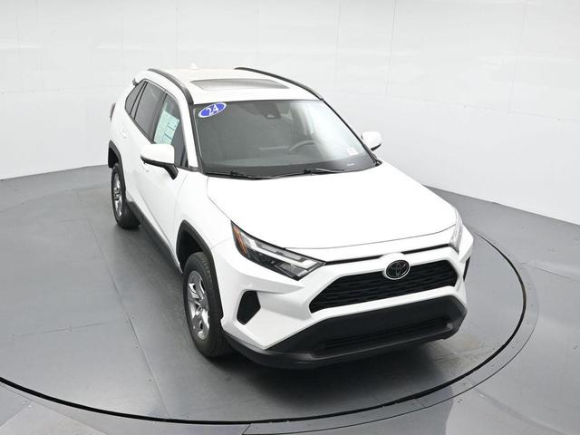 Photo of 2024 Ice Cap Toyota RAV4