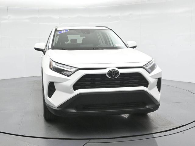 Photo of 2024 Ice Cap Toyota RAV4